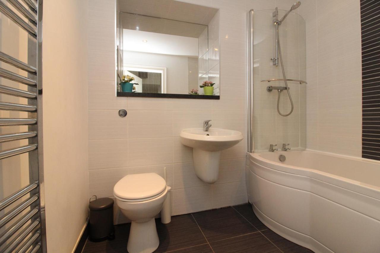 אדינבורו Central Two Bedroom Victorian Apartment With Free Parking מראה חיצוני תמונה
