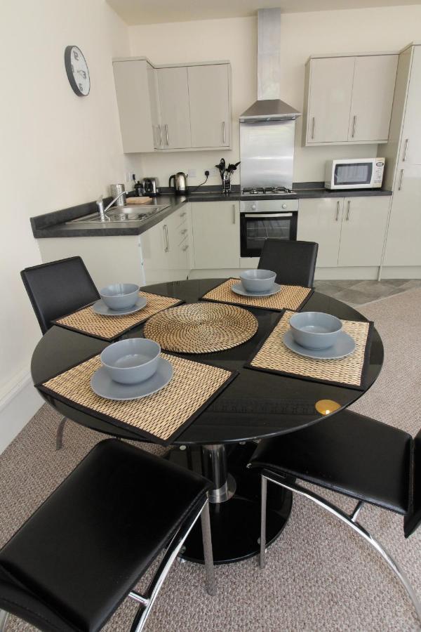אדינבורו Central Two Bedroom Victorian Apartment With Free Parking מראה חיצוני תמונה
