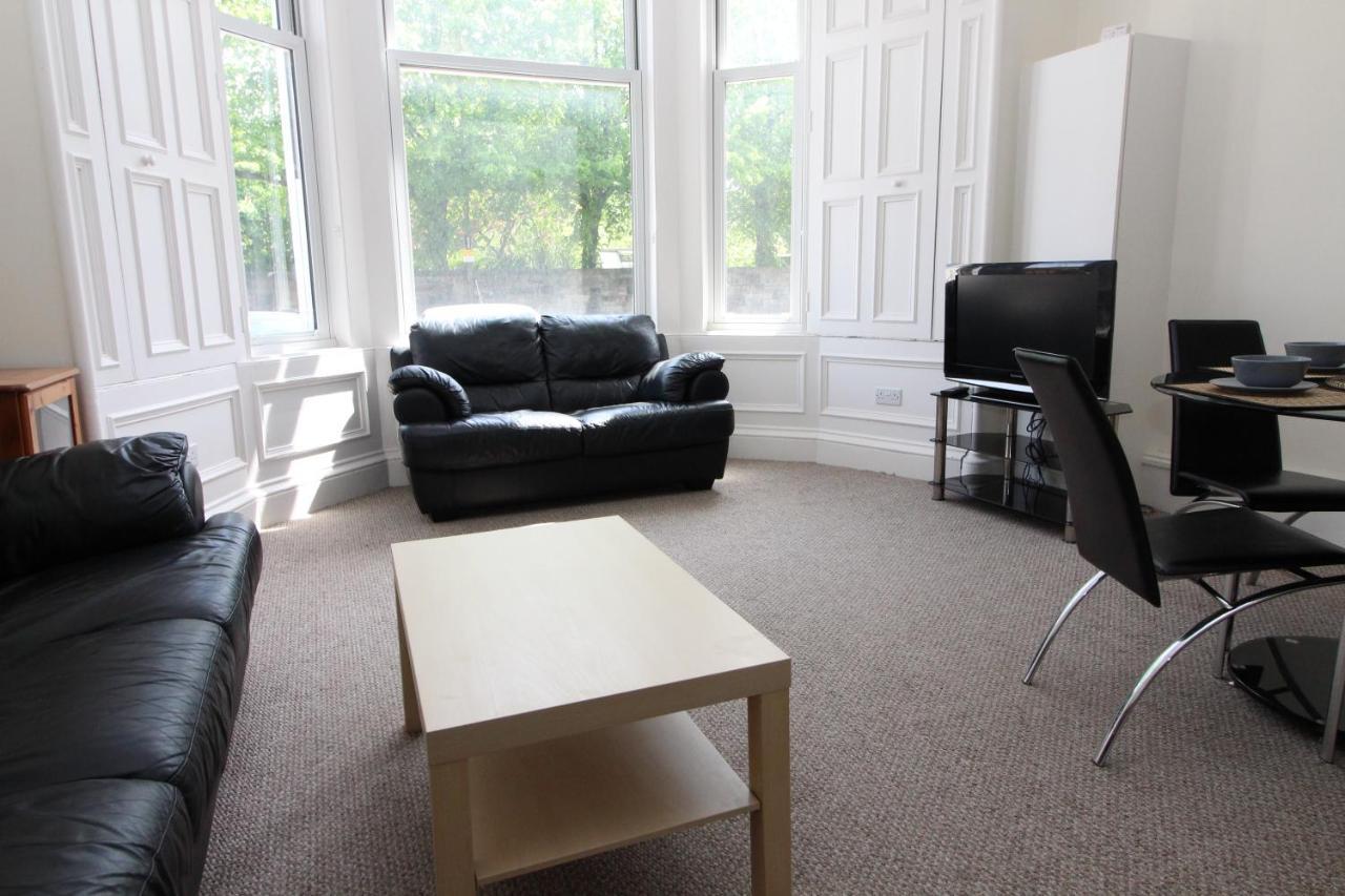 אדינבורו Central Two Bedroom Victorian Apartment With Free Parking מראה חיצוני תמונה