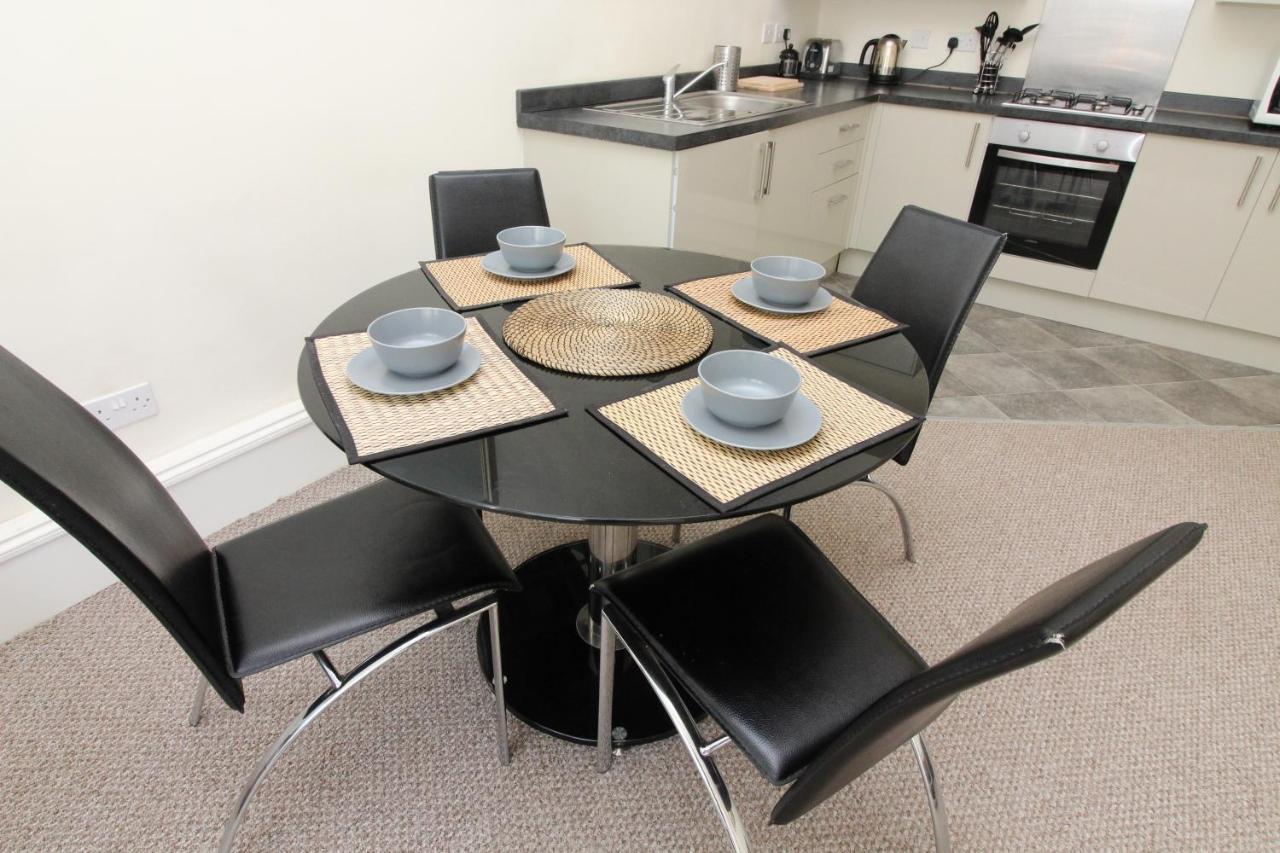אדינבורו Central Two Bedroom Victorian Apartment With Free Parking מראה חיצוני תמונה
